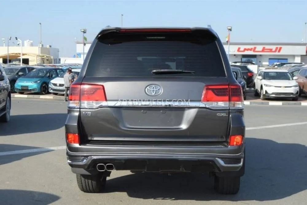 Toyota Land Cruiser 2013 for Sale in Dubai Image-4