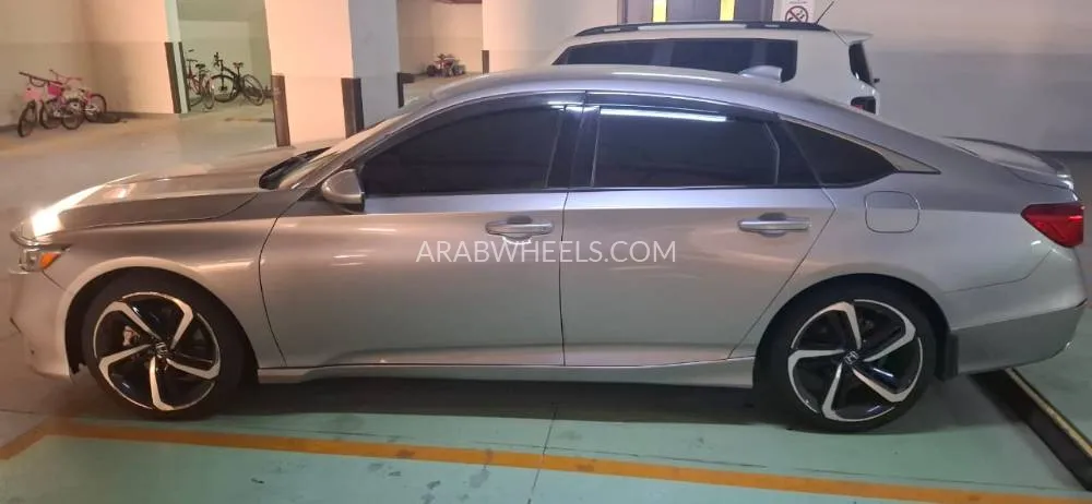 Honda Accord 2019 for Sale in Abu Dhabi Image-2