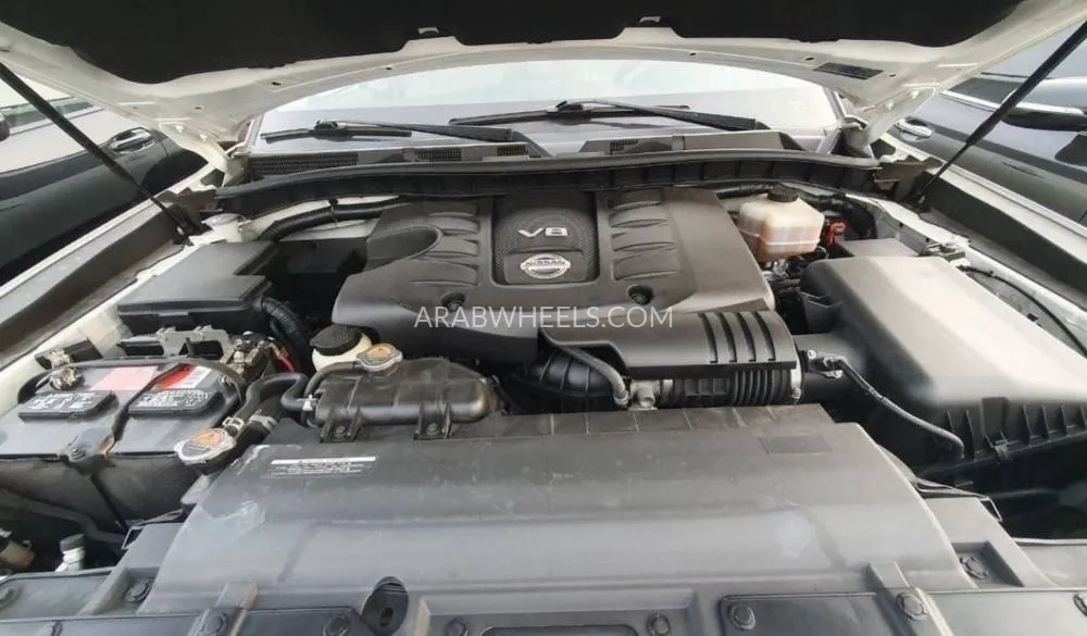 Nissan Armada 2017 for Sale in Dubai Image-16
