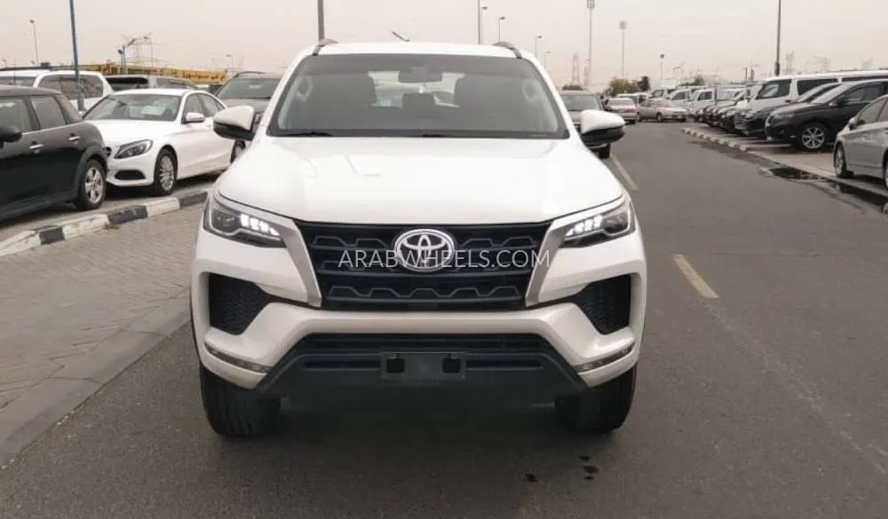 Toyota Fortuner 2021 for Sale in Dubai Image-14
