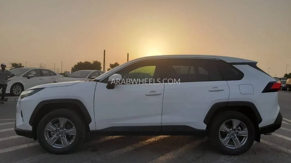 Toyota Rav4 2022 for Sale in Dubai Image-3