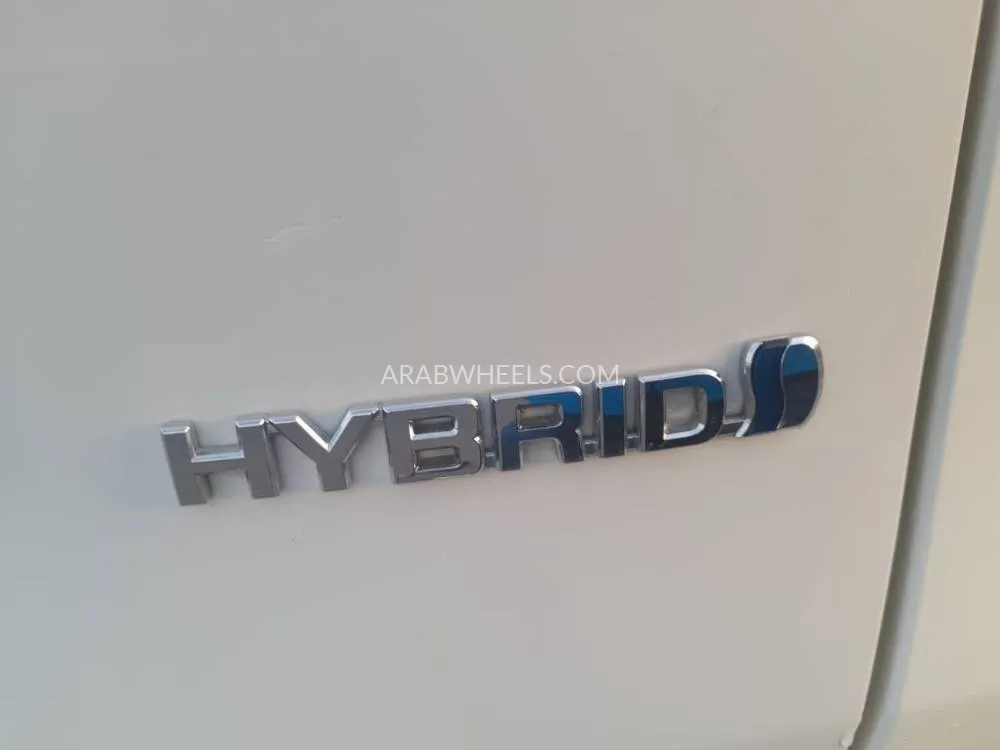 Toyota Rav4 2022 for Sale in Dubai Image-9