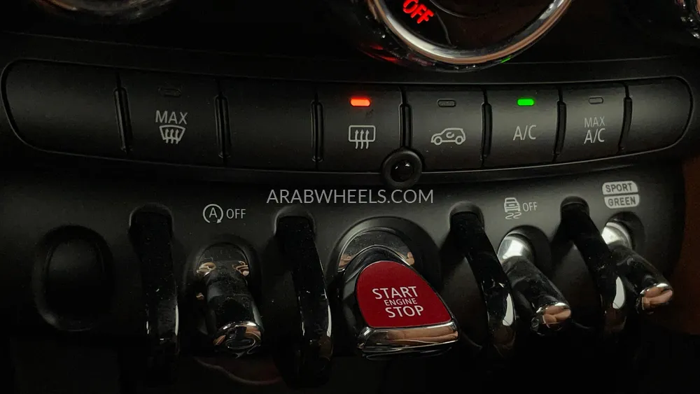 Mini Cooper 2024 for Sale in Dubai Image-40