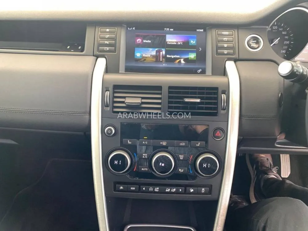 Land Rover Discovery 2016 for Sale in Dubai Image-22