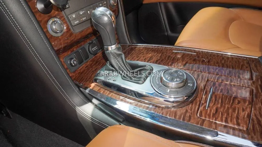 Nissan Patrol 2015 for Sale in Sharjah Image-7