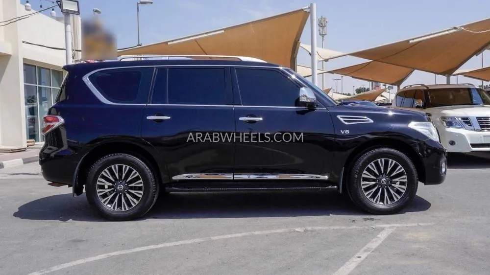 Nissan Patrol 2016 for Sale in Sharjah Image-4