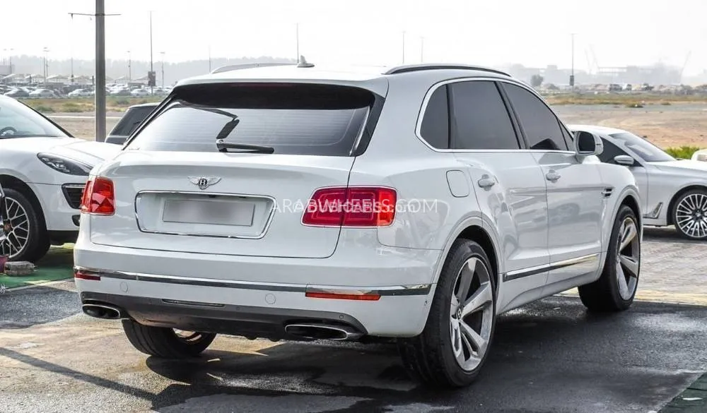 Bentley Bentayga 2017 for Sale in Sharjah Image-15