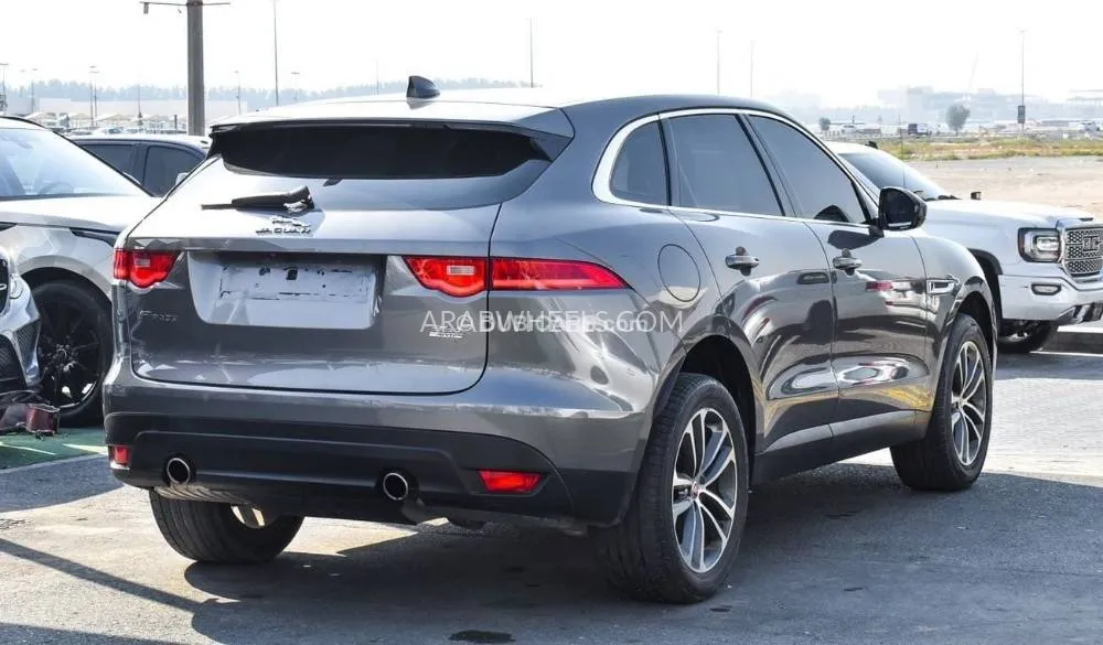 Jaguar F Pace 2017 for Sale in Sharjah Image-14
