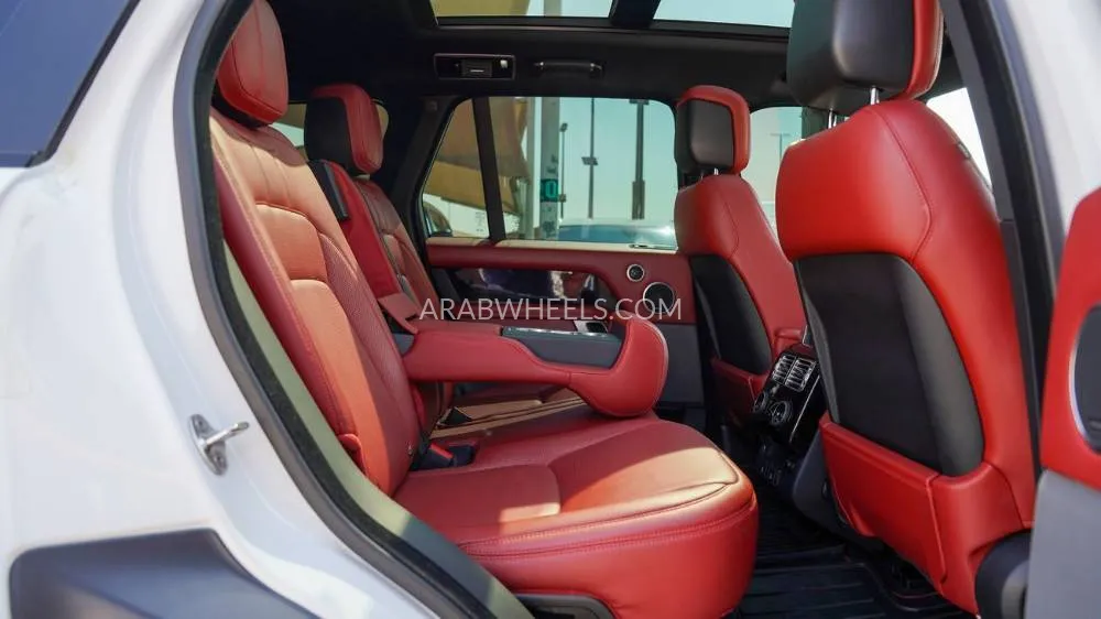 Land Rover Range Rover 2020 for Sale in Sharjah Image-13