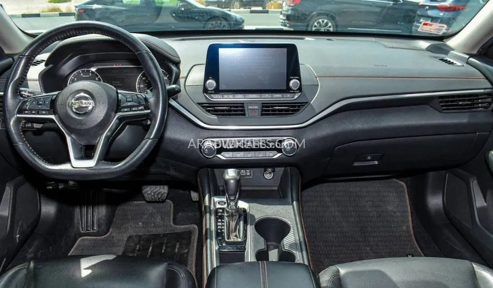 نيسان التيما 2020 for Sale in الشارقة Image-6