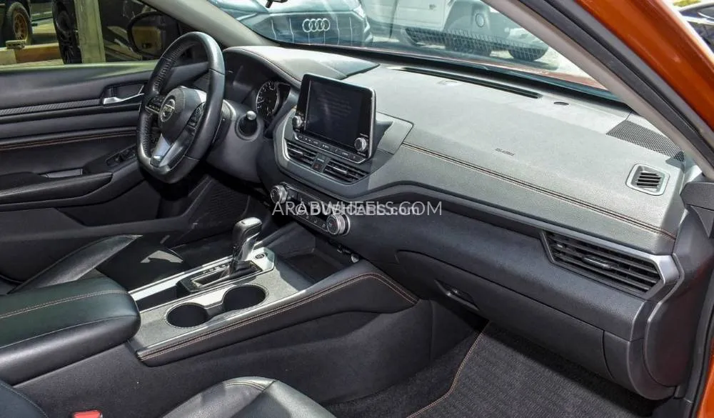 نيسان التيما 2020 for Sale in الشارقة Image-12
