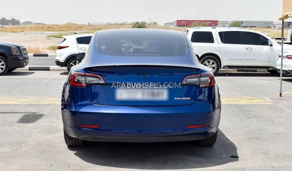 Tesla Model 3 2022 for Sale in Sharjah Image-14