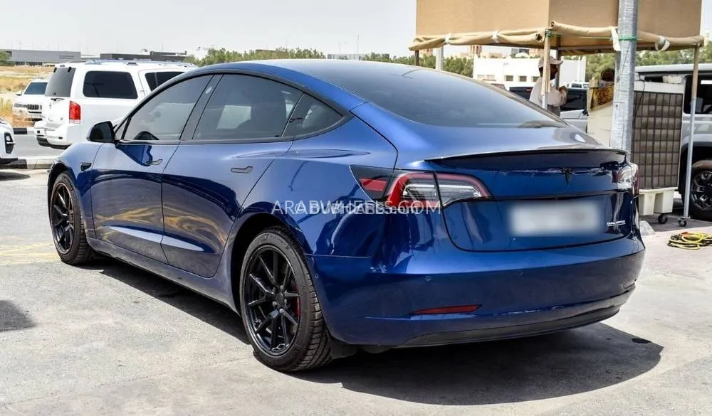 Tesla Model 3 2022 for Sale in Sharjah Image-15