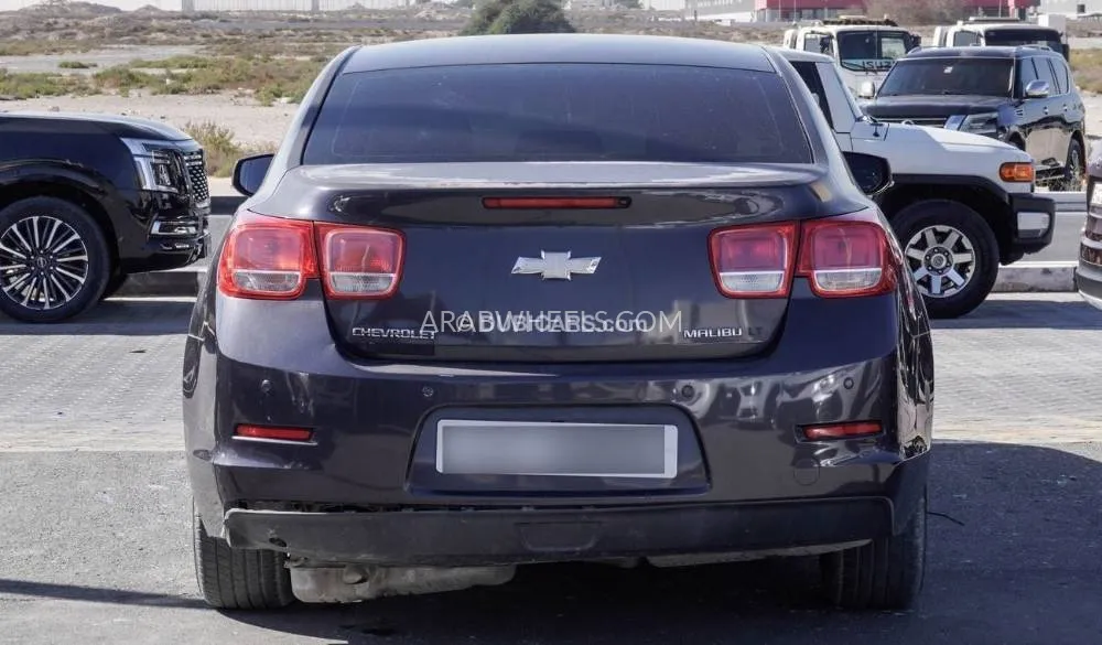 Chevrolet Malibu 2014 for Sale in Sharjah Image-13