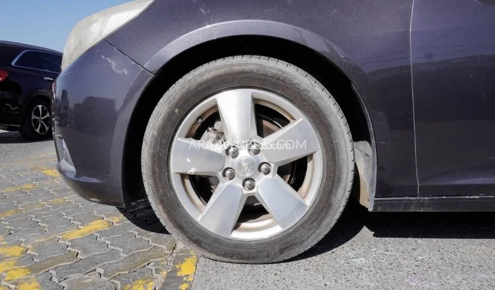 Chevrolet Malibu 2014 for Sale in Sharjah Image-15