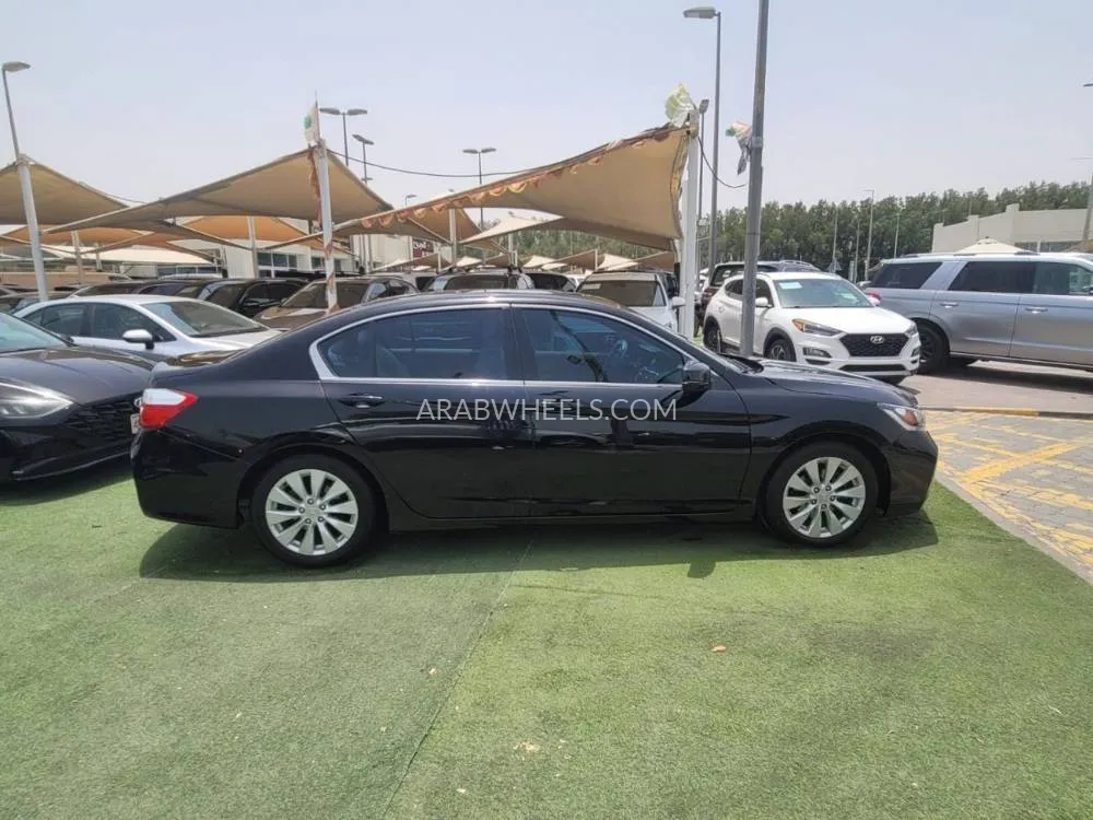 Honda Accord 2015 for Sale in Sharjah Image-6
