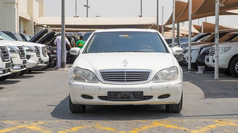 مرسيدس بنز CLS Class 2002 for Sale in الشارقة Image-2