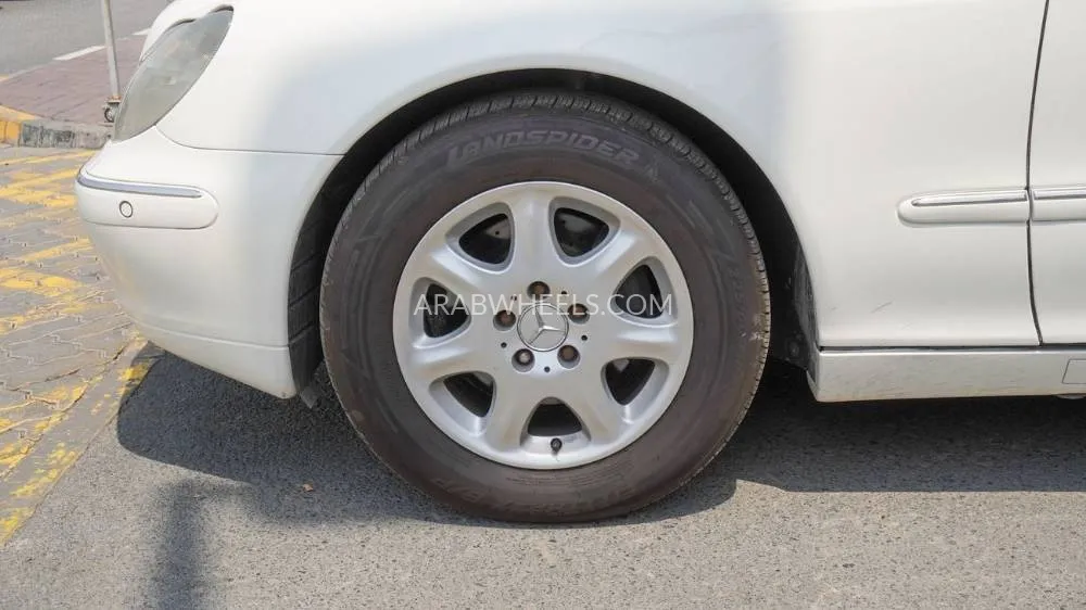 مرسيدس بنز CLS Class 2002 for Sale in الشارقة Image-18