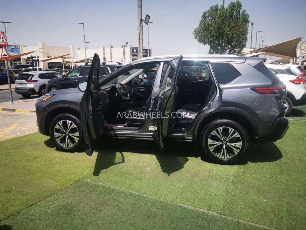 Nissan Rogue 2023 for Sale in Sharjah Image-12