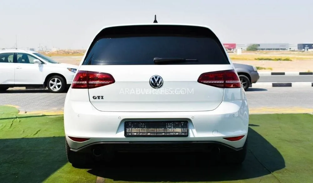Volkswagen Golf 2015 for Sale in Sharjah Image-15