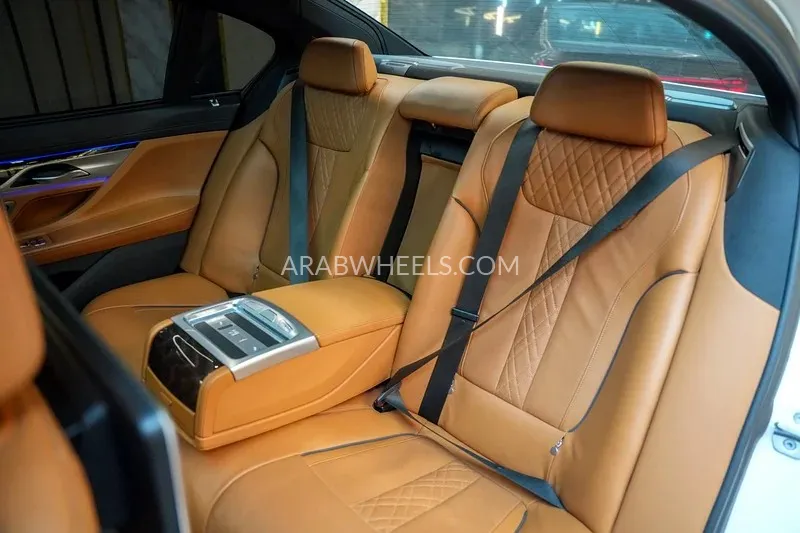 BMW 7 series 2022 for Sale in Sharjah Image-4