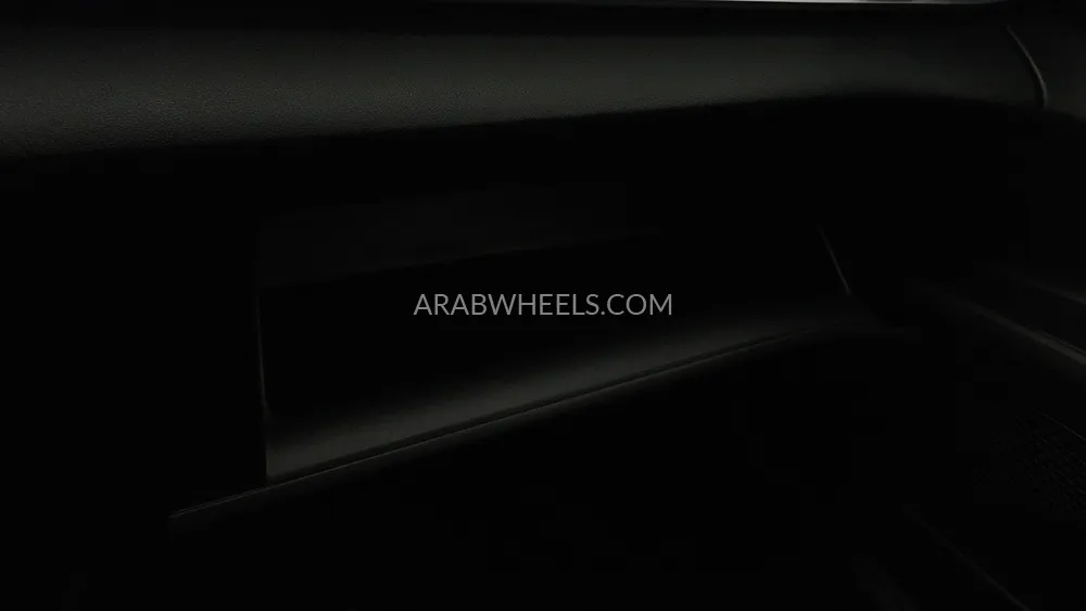 Hyundai Elantra 2023 for Sale in Dubai Image-29