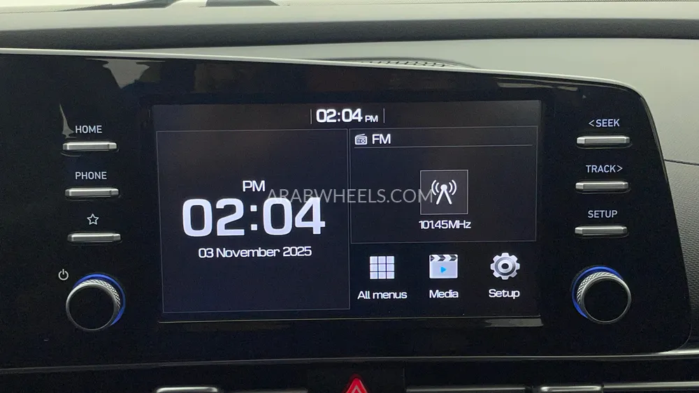 Hyundai Elantra 2023 for Sale in Dubai Image-30