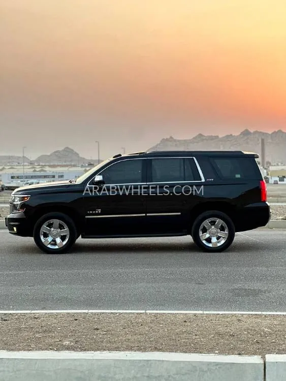 Chevrolet Tahoe 2015 for Sale in Abu Dhabi Image-8
