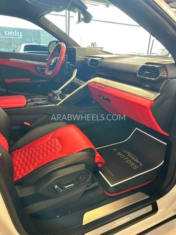 Lamborghini Urus 2021 for Sale in Dubai Image-12
