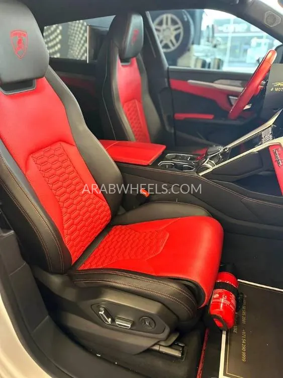 Lamborghini Urus 2021 for Sale in Dubai Image-17