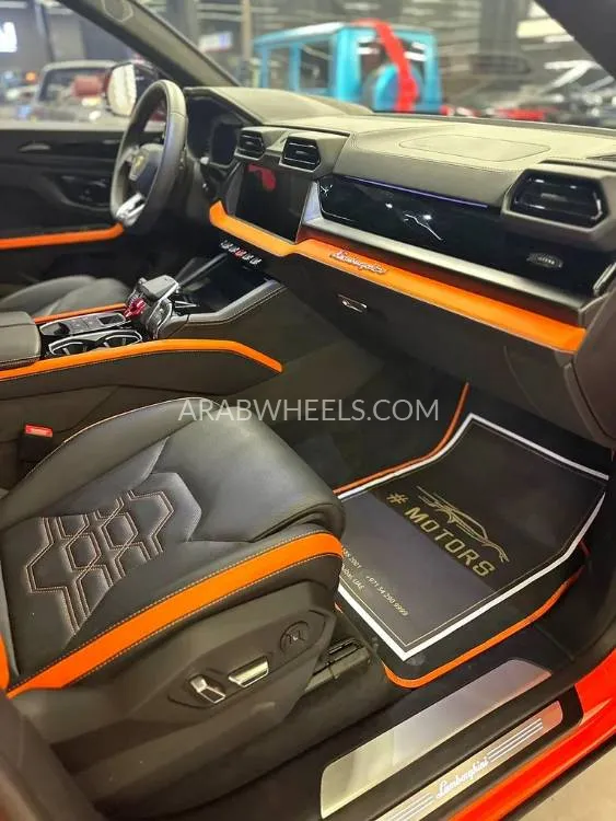 Lamborghini Urus 2025 for Sale in Dubai Image-10