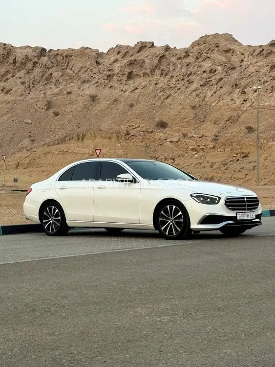 Mercedes Benz E Class 2023 for Sale in Abu Dhabi Image-17