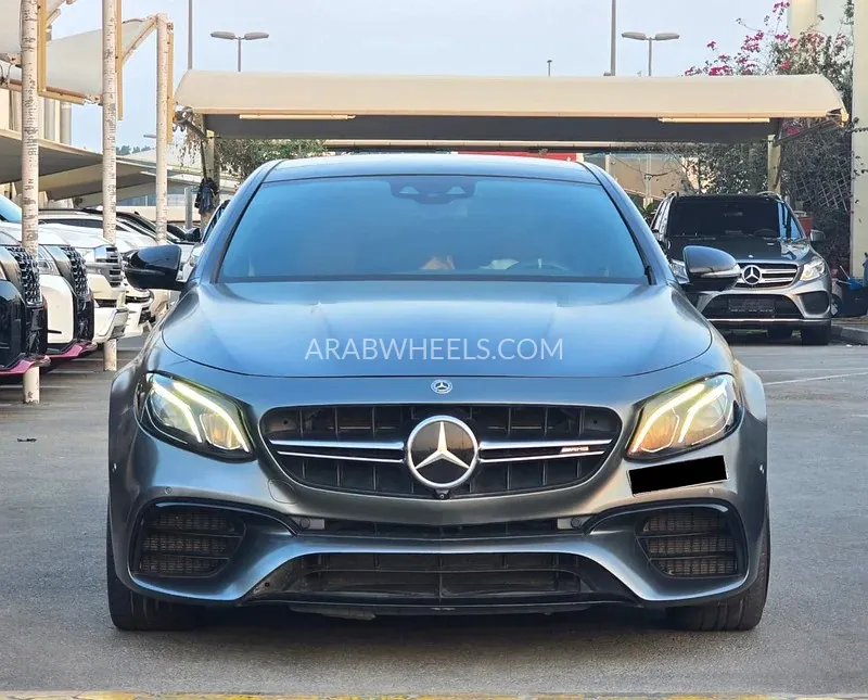 Mercedes Benz E Class 2018 for Sale in Sharjah Image-12