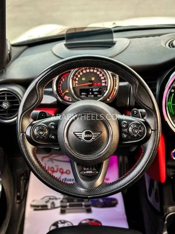 Mini Cooper 2019 for Sale in Abu Dhabi Image-14