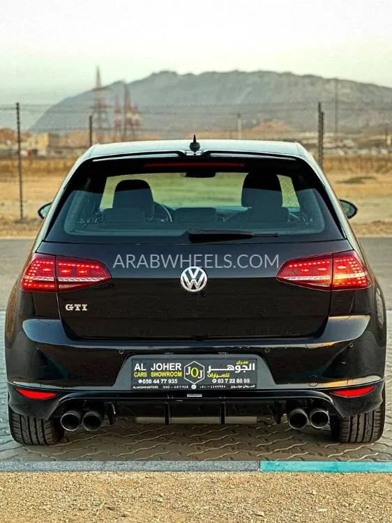 Volkswagen Golf 2017 for Sale in Abu Dhabi Image-11