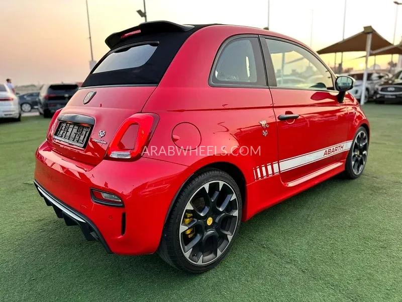 Abarth 595 2018 for Sale in Sharjah Image-3