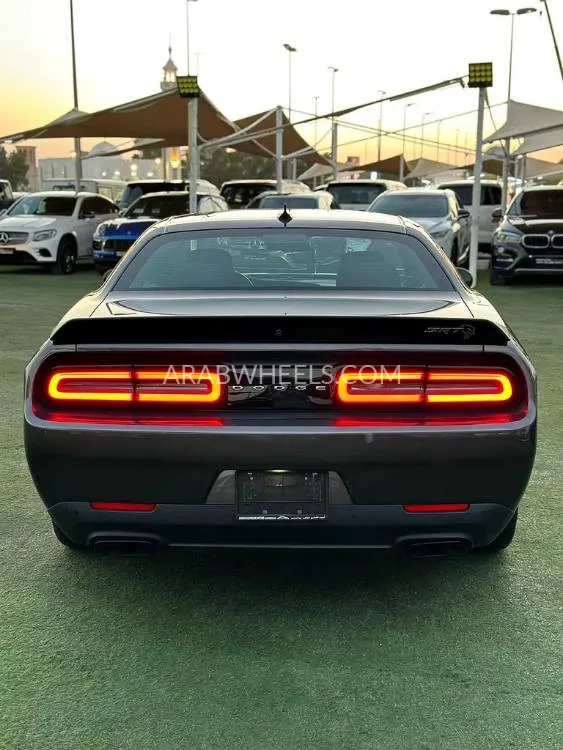 دودج تشالينجر 2019 for Sale in الشارقة Image-11