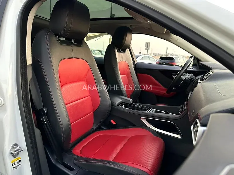 Jaguar F Pace 2019 for Sale in Sharjah Image-2