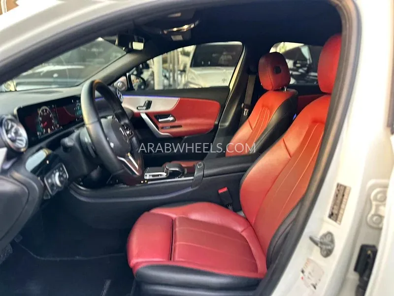 مرسيدس بنز كلاس A 2019 for Sale in الشارقة Image-18