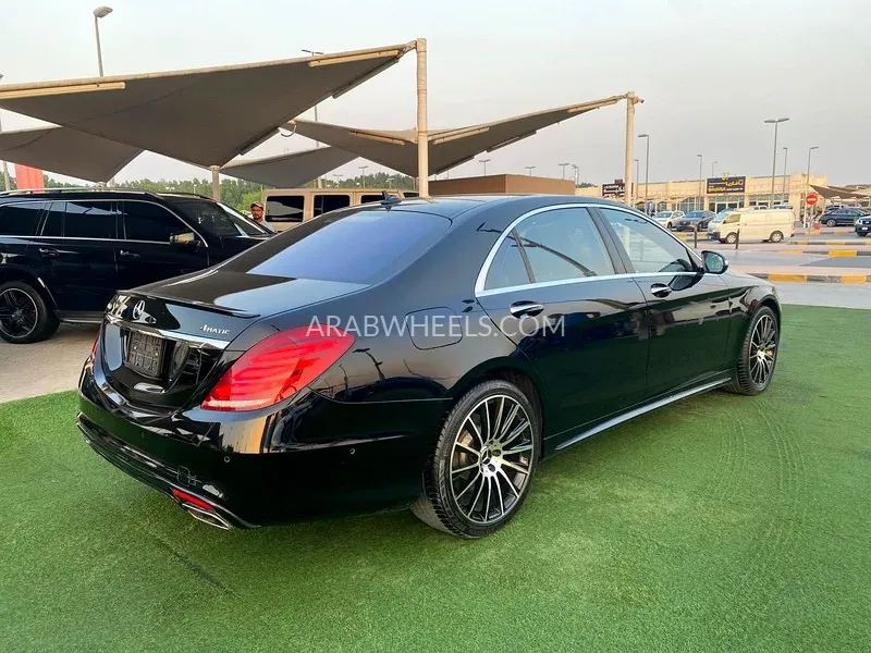 مرسيدس بنز CLS Class 2016 for Sale in الشارقة Image-12