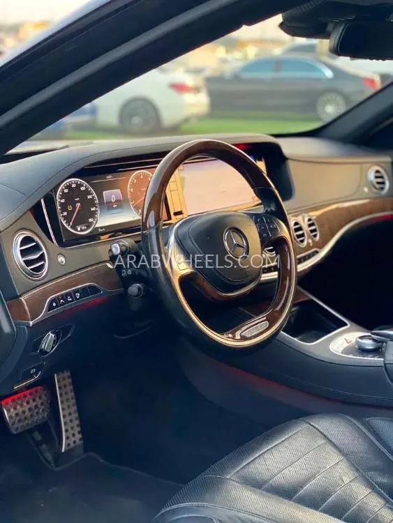 مرسيدس بنز CLS Class 2016 for Sale in الشارقة Image-18