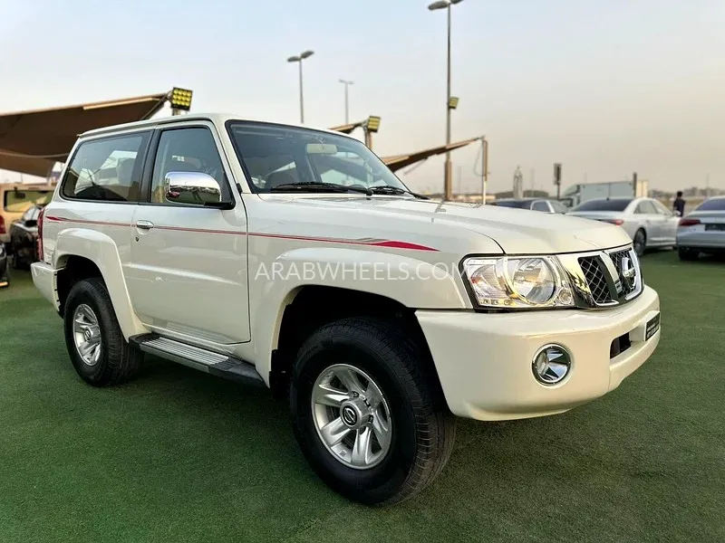 Nissan Patrol 2022 for Sale in Sharjah Image-13