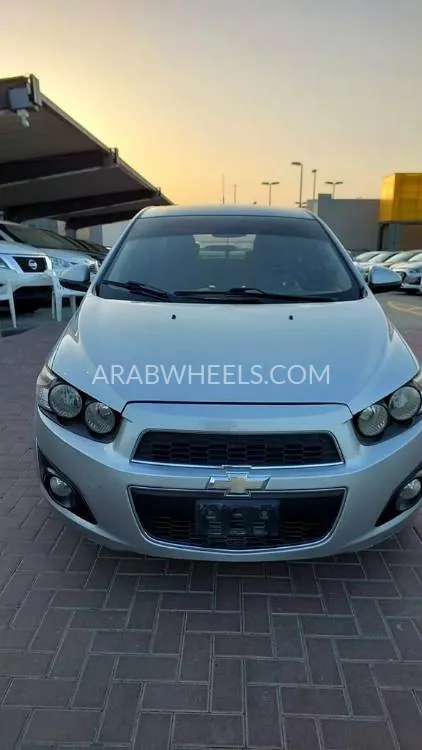 Chevrolet Sonic 2014 for Sale in Sharjah Image-15
