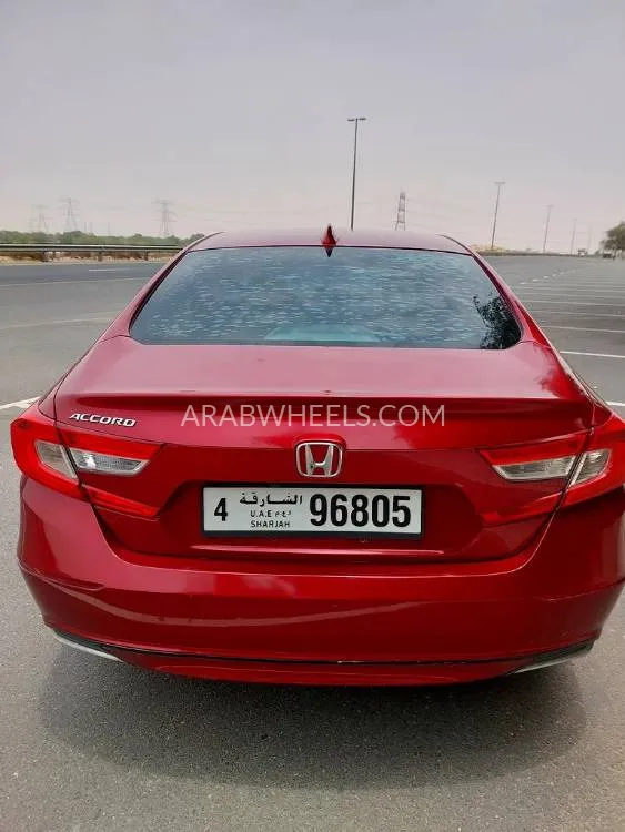 Honda Accord 2018 for Sale in Sharjah Image-7