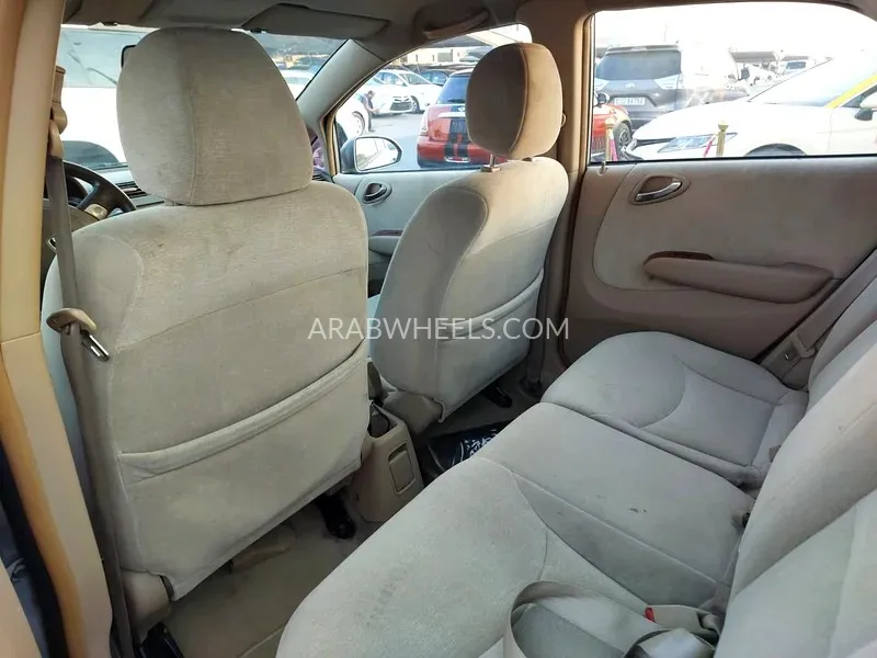 Honda City 2006 for Sale in Sharjah Image-14