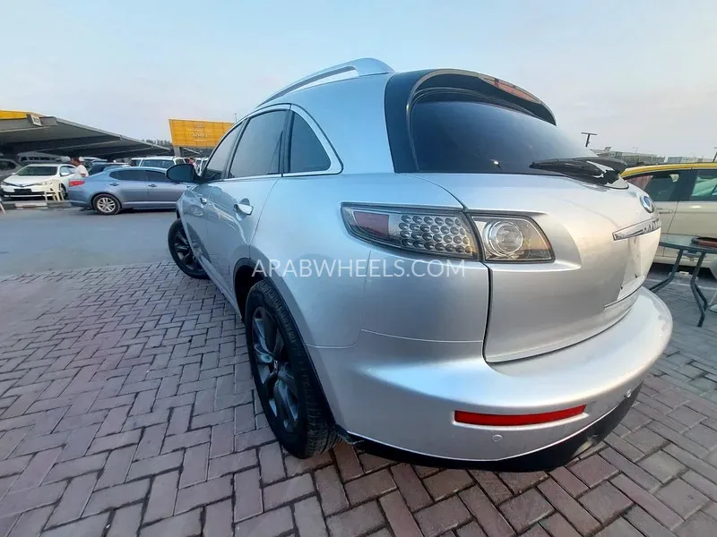 Infiniti FX35 2008 for Sale in Sharjah Image-10