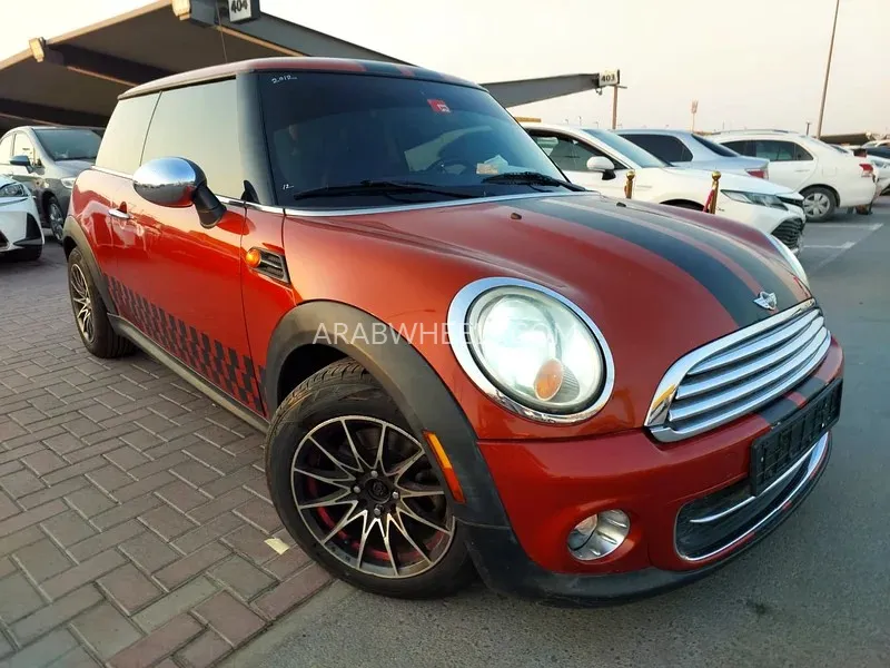 Mini Cooper 2012 for Sale in Sharjah Image-1