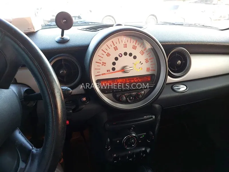 Mini Cooper 2012 for Sale in Sharjah Image-11
