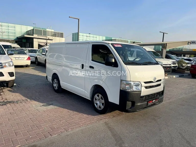 تويوتا هايس 2020 for Sale in الشارقة Image-1