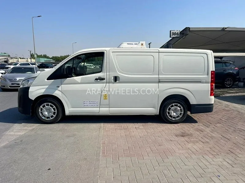 تويوتا هايس 2021 for Sale in الشارقة Image-6
